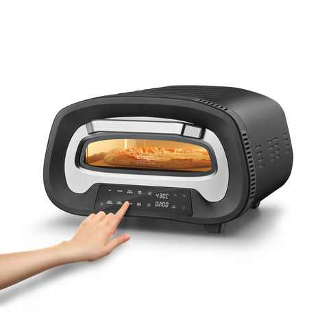 Touch controls on the CASO PizzaChef 430°